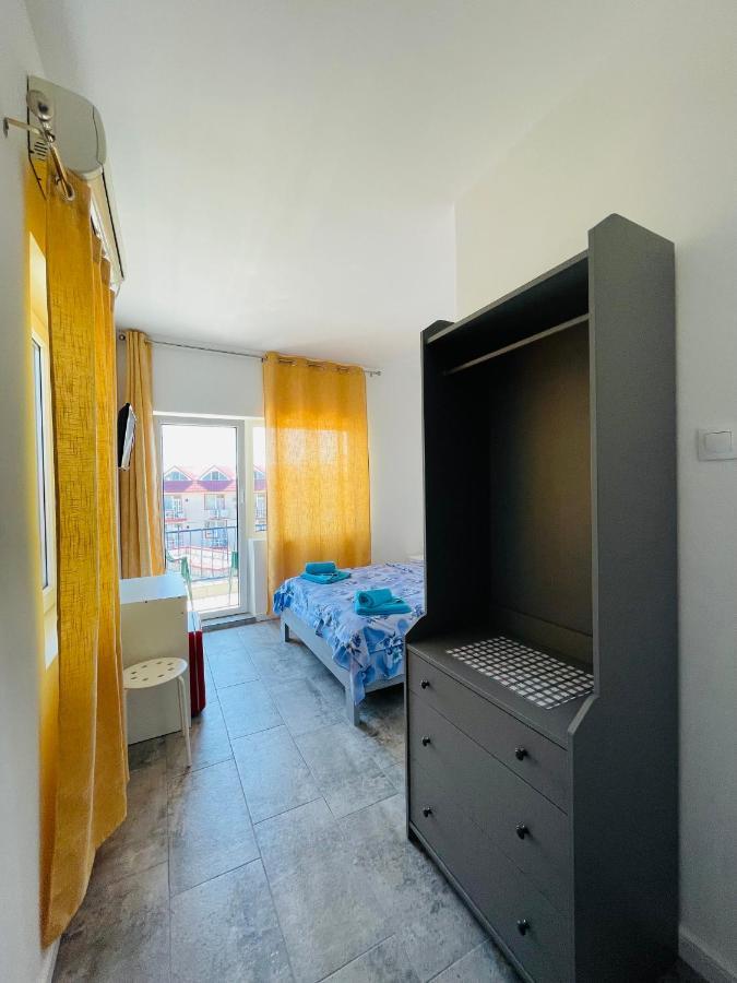 Hostel Pierre Costinesti Buitenkant foto